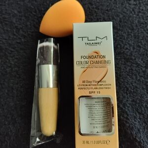 TLM Color Changing foundation with brush and sponge